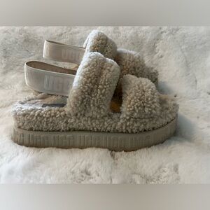 Super cute UGG sandals